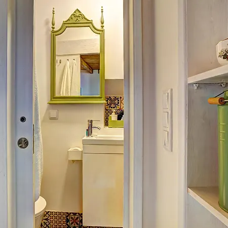 Apartment Alfama Cozy By Get Your *