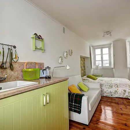 Alfama Cozy By Get Your Lisbon