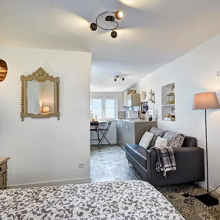 Apartment Alfama Cozy By Get Your *