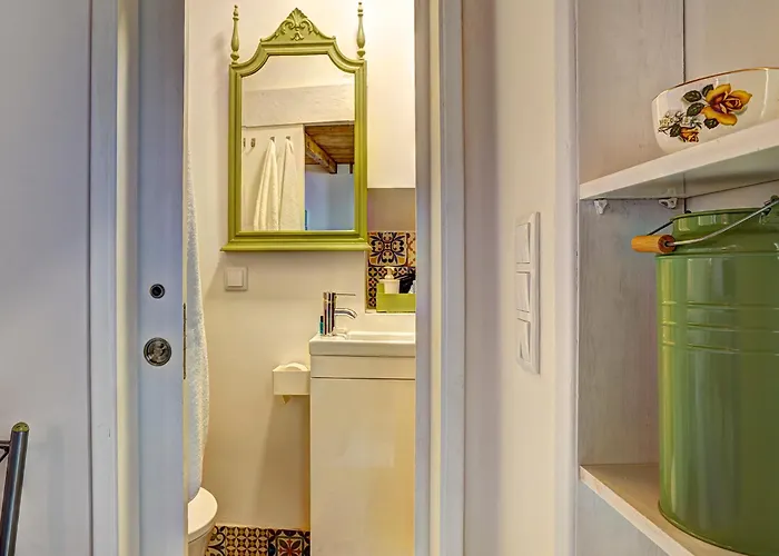 Apartment Alfama Cozy By Get Your *