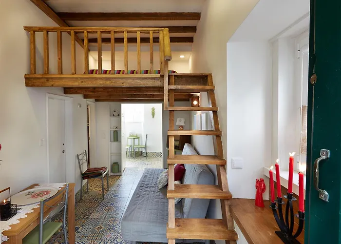 Apartment Alfama Cozy By Get Your