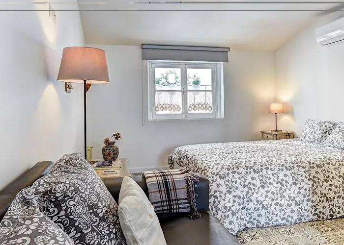 Apartment Alfama Cozy By Get Your Lisbon